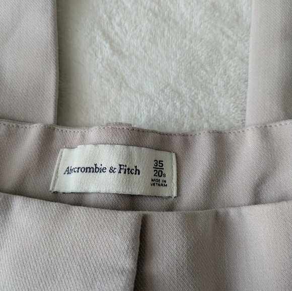 Abercrombie & Fitch Sloane Tailored Wide Leg Pant - Picture 4 of 4